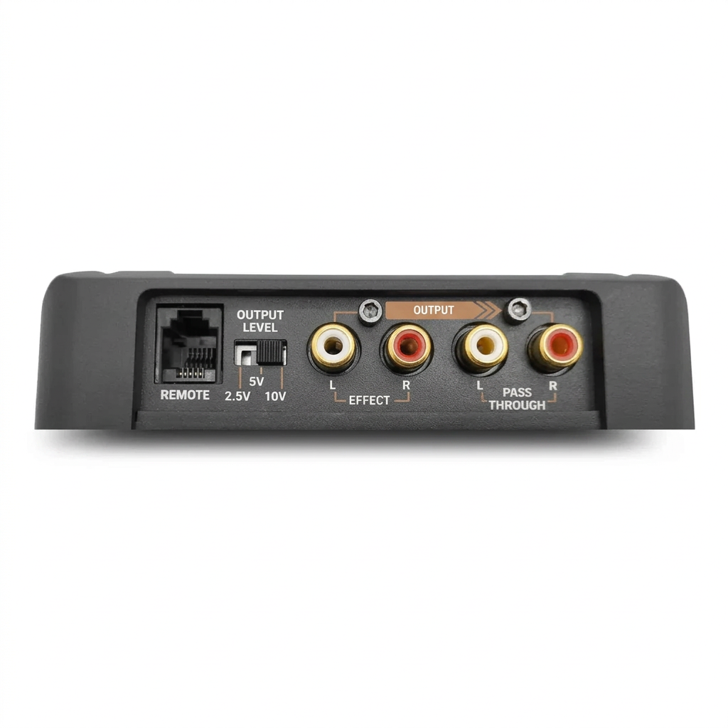 Quantum Audio QBE100 - Vista trasera con salidas RCA y selector de nivel